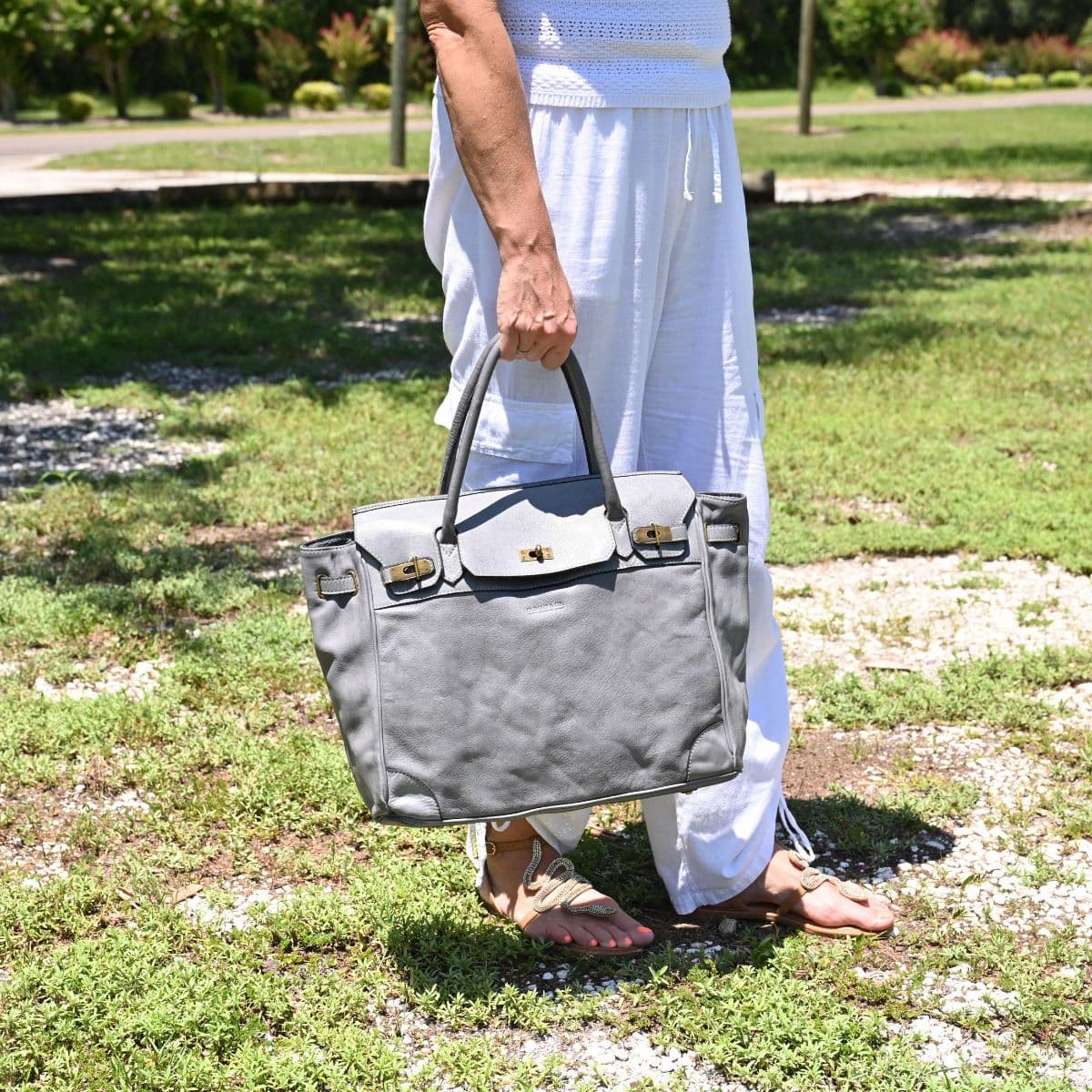 Firenze Soft Leather Handbag - Image 7