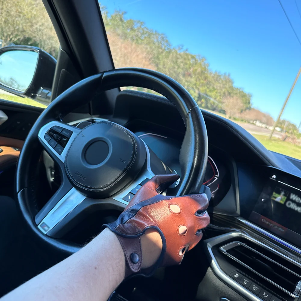 Men's Premium Leather Driving Gloves - Image 4