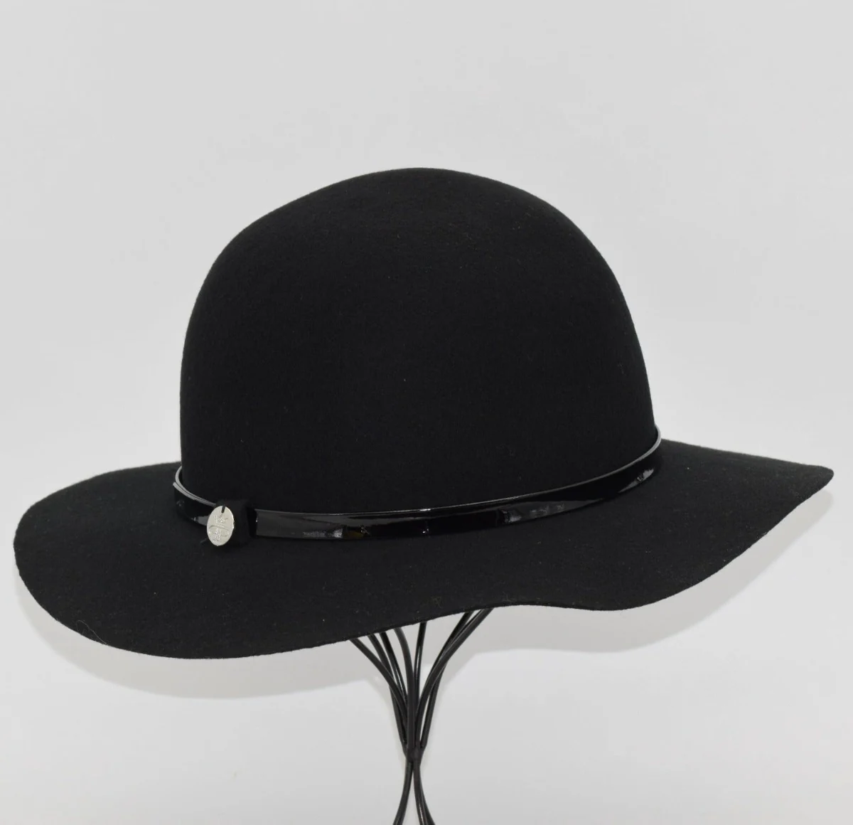 Pamela Women's Hat - Image 6