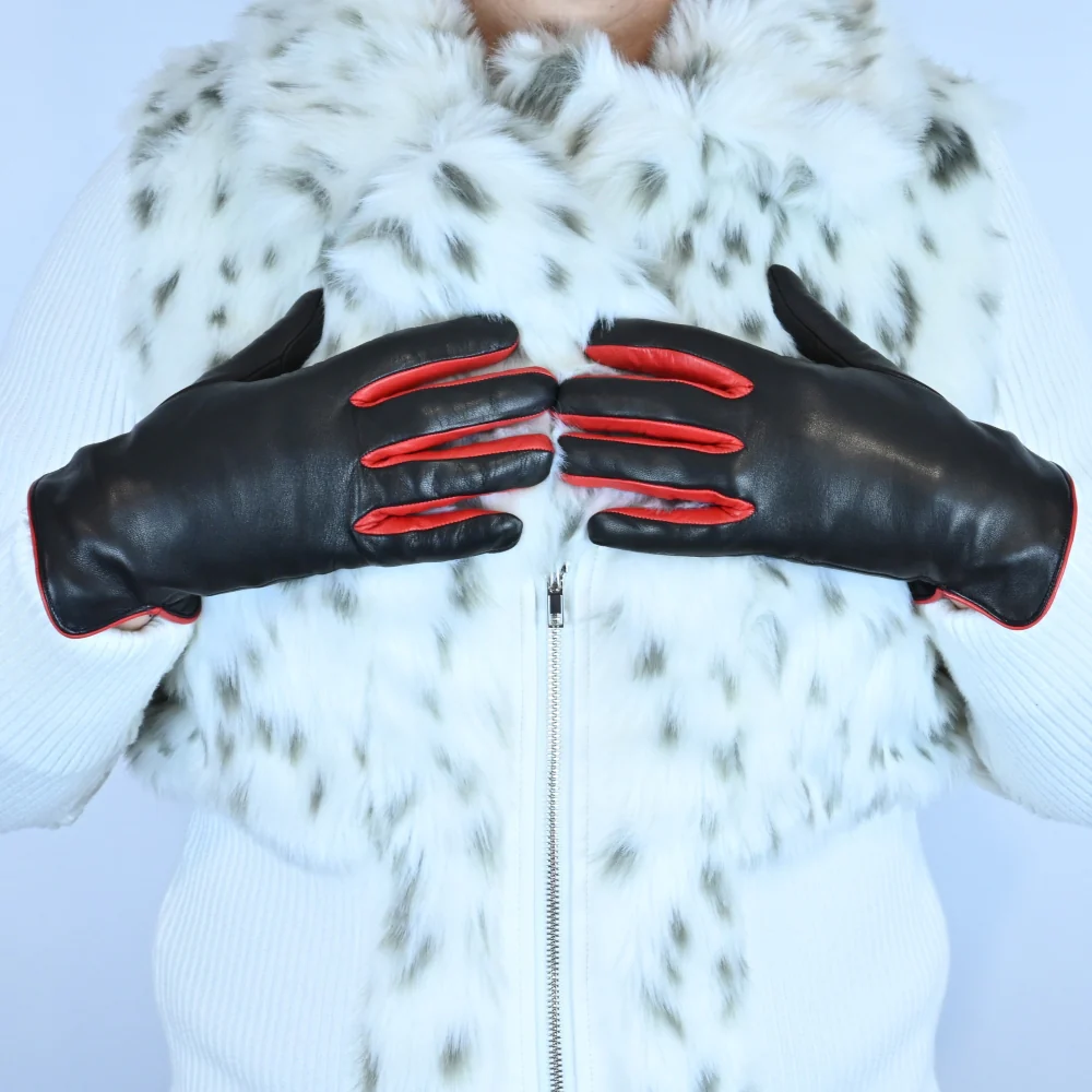 Women's Cashmere Lined Leather Gloves - Image 3