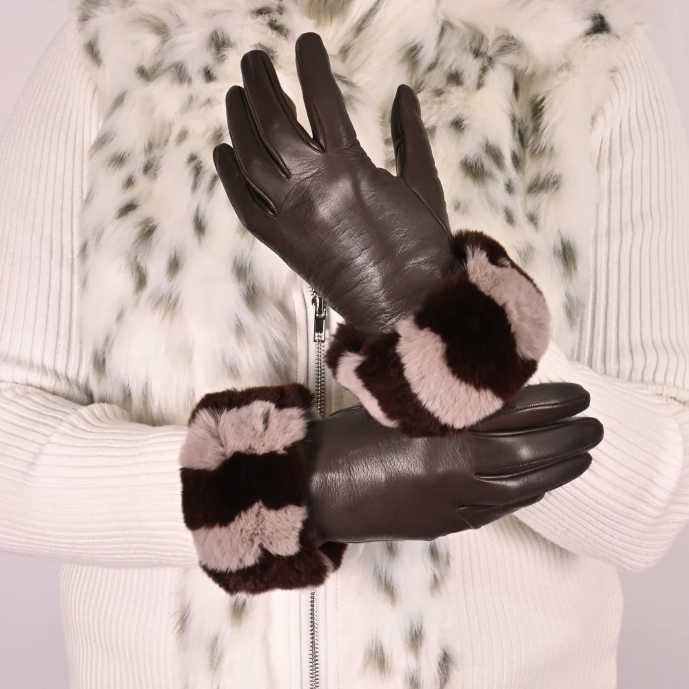 Women's Chinchilla Cuff Lambskin Gloves - Image 3